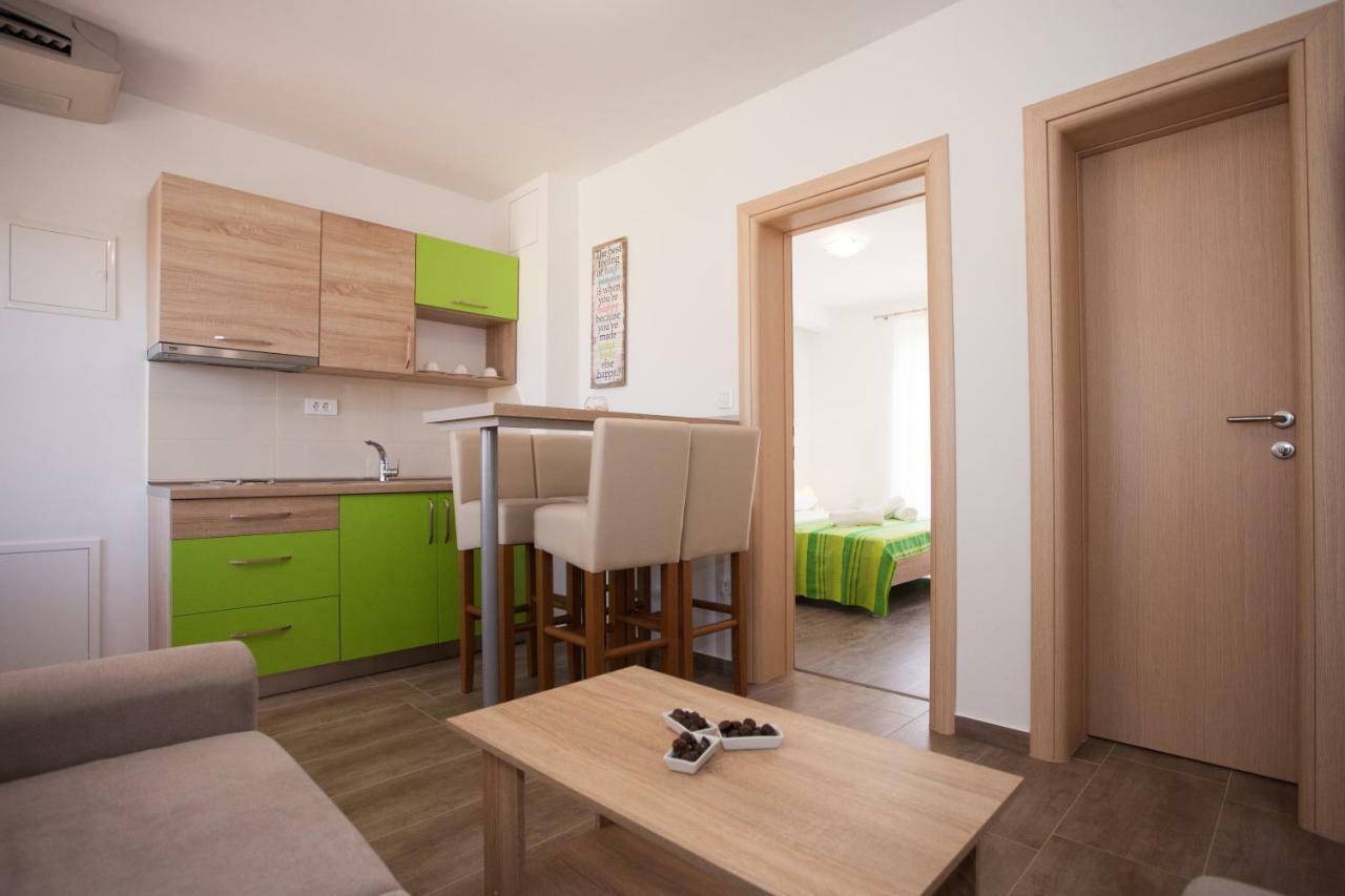Apartments Mia 4&5 Baška Voda Buitenkant foto