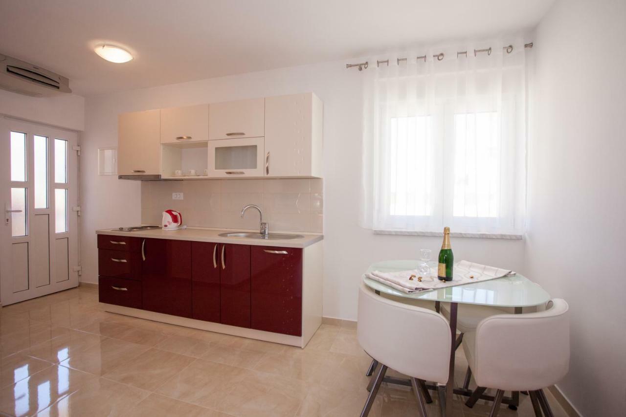 Apartments Mia 4&5 Baška Voda Buitenkant foto