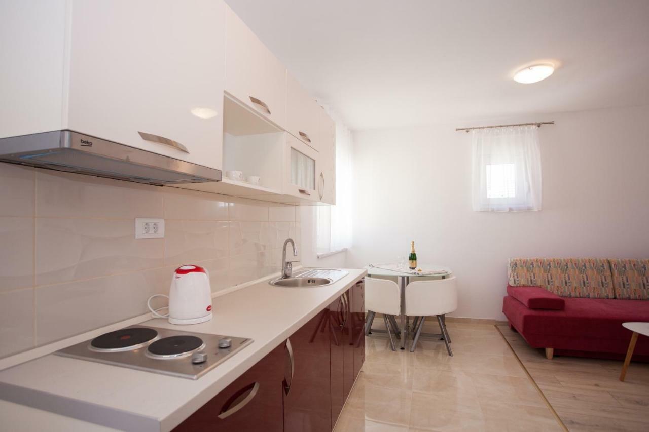 Apartments Mia 4&5 Baška Voda Buitenkant foto